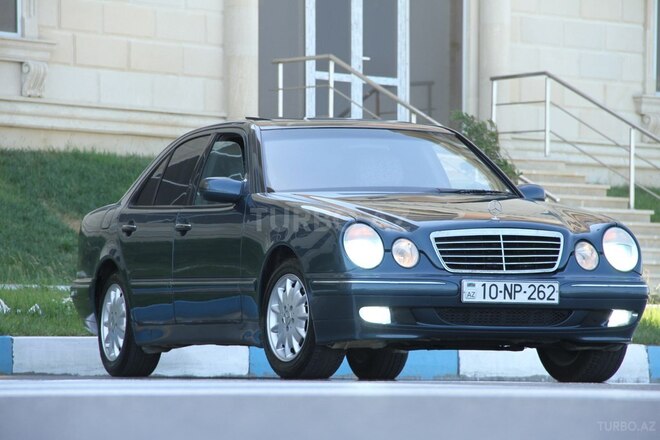 Mercedes E 320 2000, 250,000 km - 3.2 л - Bakı