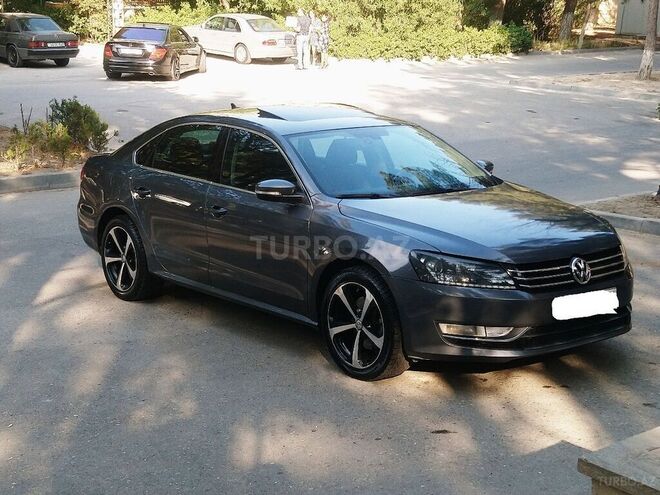Volkswagen Passat 2013, 87,000 km - 1.8 l - Sumqayıt