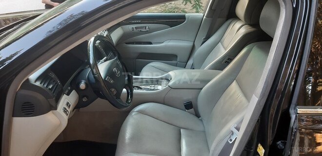 Lexus LS 460 2010, 173,500 km - 4.6 л - Sumqayıt