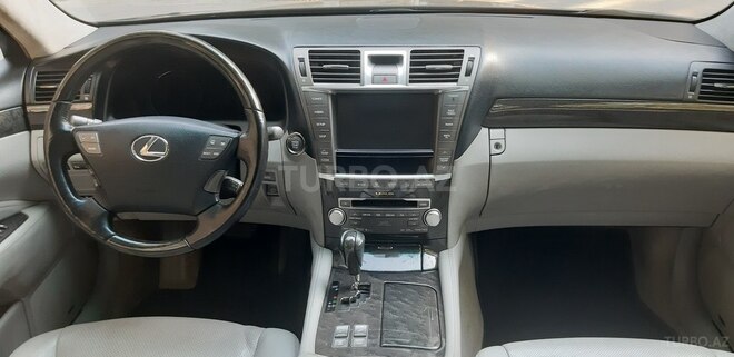 Lexus LS 460 2010, 173,500 km - 4.6 л - Sumqayıt
