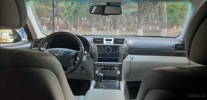 Lexus LS 460 2010, 173,500 km - 4.6 л - Sumqayıt