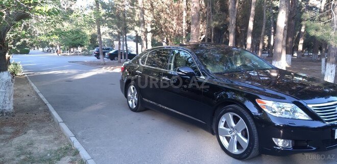 Lexus LS 460 2010, 173,500 km - 4.6 л - Sumqayıt