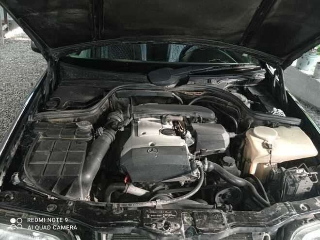 Mercedes C 200 1997, 290,000 km - 2.0 l - Yevlax