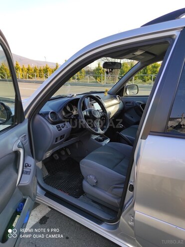 Toyota RAV4 2002, 287,000 km - 2.0 l - Şəki