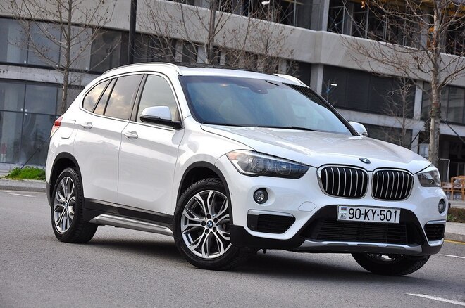 BMW X1 2016, 70,000 km - 2.0 л - Bakı