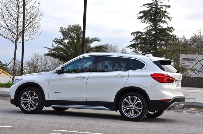 BMW X1 2016, 70,000 km - 2.0 л - Bakı
