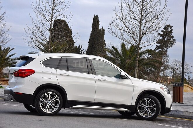 BMW X1 2016, 70,000 km - 2.0 л - Bakı