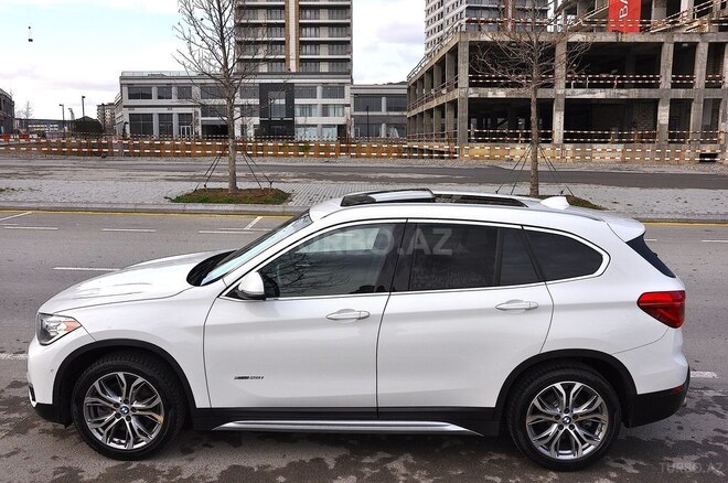 BMW X1 2016, 70,000 km - 2.0 л - Bakı