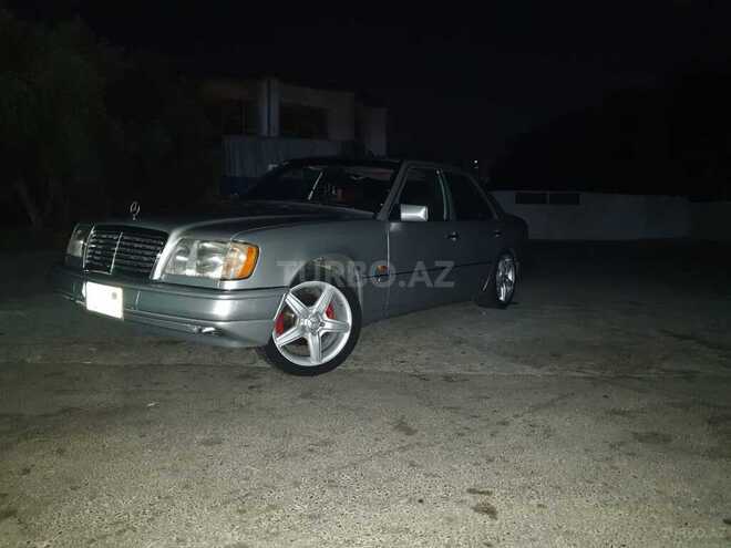 Mercedes E 220 1994, 386,000 km - 2.2 л - Bakı