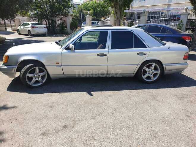 Mercedes E 220 1994, 386,000 km - 2.2 л - Bakı