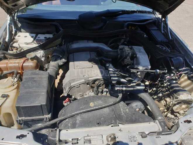 Mercedes E 220 1994, 386,000 km - 2.2 л - Bakı
