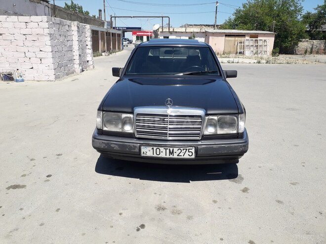 Mercedes E 300 1992, 321,456 km - 3.0 l - Sumqayıt