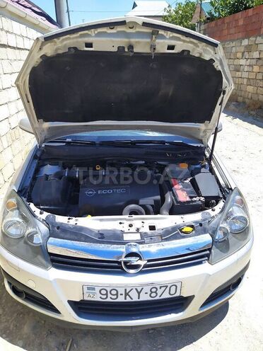 Opel Astra 2006, 263,000 km - 1.3 l - Bakı