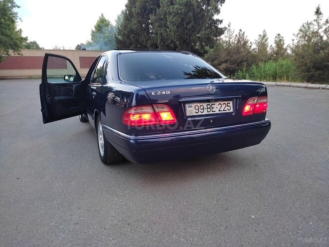 Mercedes E 240 1998, 319,673 km - 2.4 l - Bərdə
