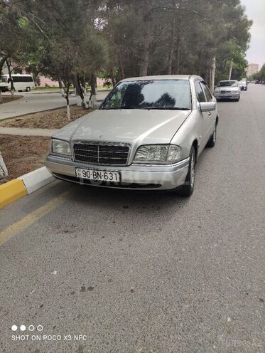 Mercedes C 220 1995, 321,000 km - 2.2 l - Sumqayıt