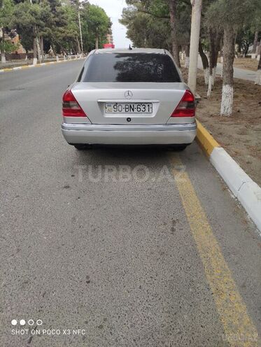 Mercedes C 220 1995, 321,000 km - 2.2 l - Sumqayıt