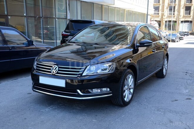 Volkswagen Passat 2013, 105,012 km - 1.8 l - Bakı