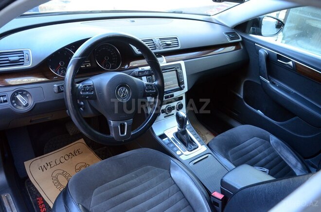 Volkswagen Passat 2013, 105,012 km - 1.8 l - Bakı