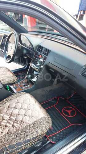 Mercedes C 240 1999, 189,000 km - 2.4 л - Sabirabad