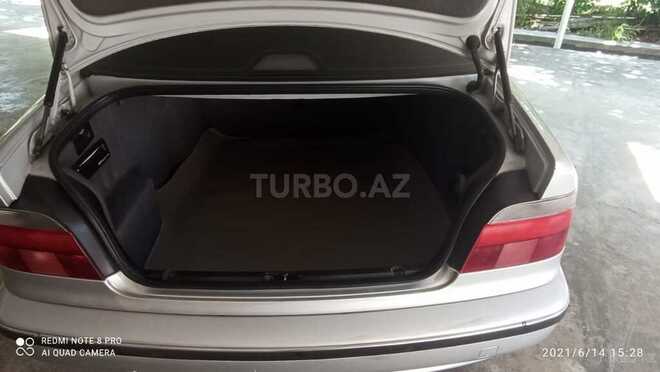 BMW 528 1998, 324,572 km - 2.8 l - Göyçay