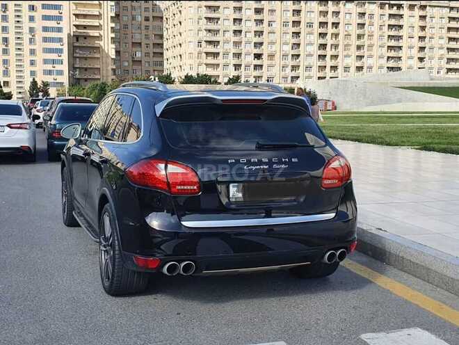 Porsche Cayenne Turbo 2011, 63,000 km - 4.8 л - Bakı