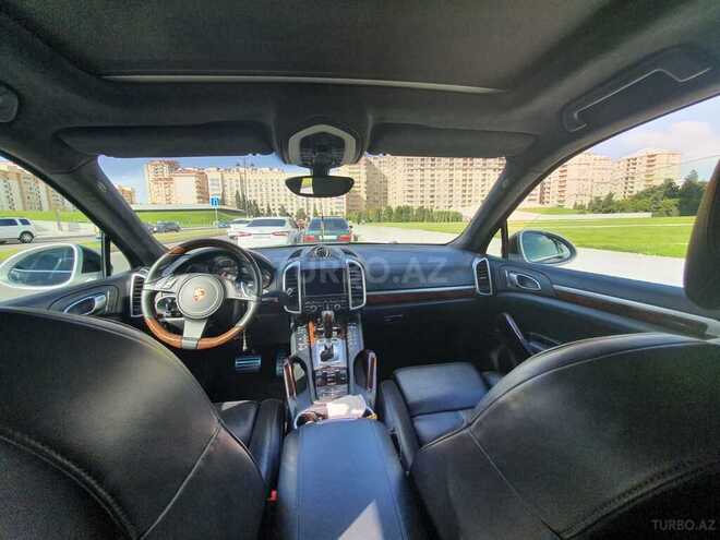 Porsche Cayenne Turbo 2011, 63,000 km - 4.8 л - Bakı
