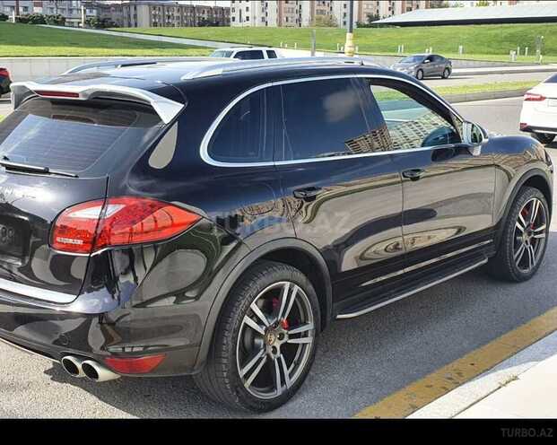 Porsche Cayenne Turbo 2011, 63,000 km - 4.8 л - Bakı