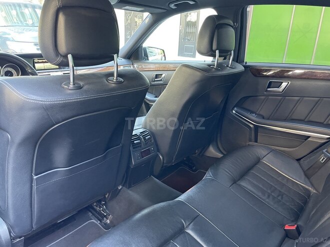 Mercedes E 220 2013, 226,000 km - 2.2 л - Bakı