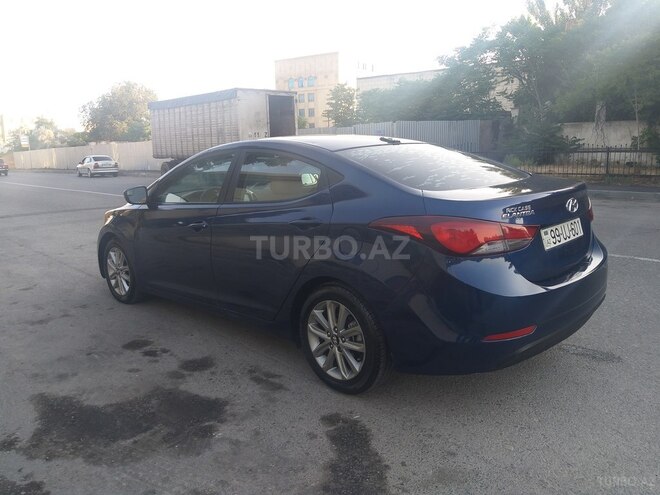 Hyundai Elantra 2015, 95,000 km - 1.8 l - Bakı