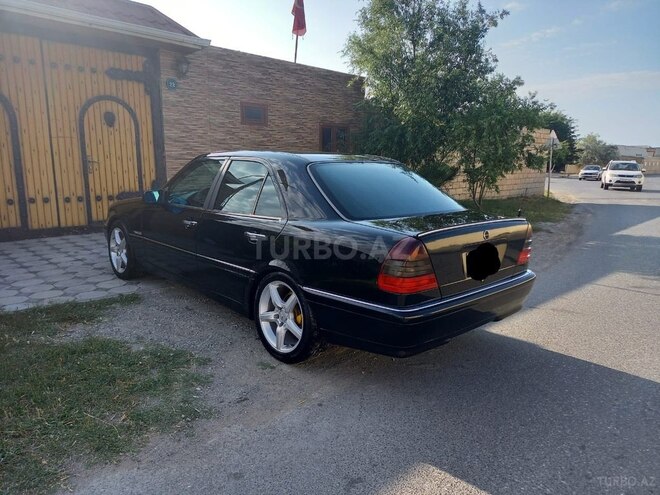 Mercedes C 230 1999, 287,000 km - 2.3 l - Sumqayıt