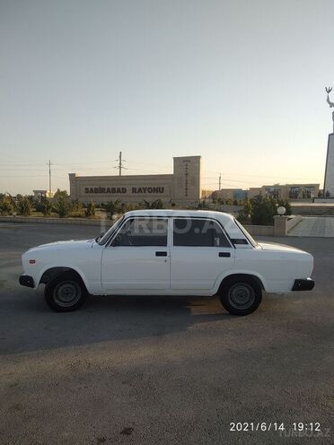 LADA (VAZ) 2107 2009, 40,000 km - 1.6 л - Sabirabad