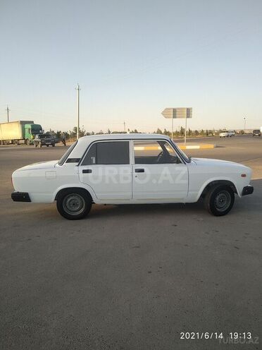 LADA (VAZ) 2107 2009, 40,000 km - 1.6 л - Sabirabad