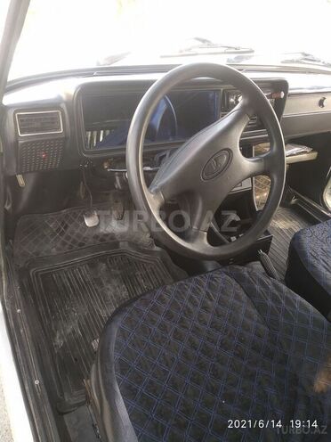 LADA (VAZ) 2107 2009, 40,000 km - 1.6 л - Sabirabad