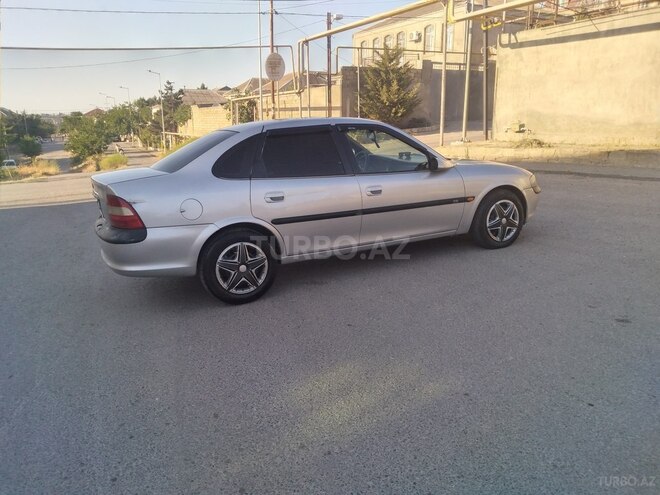 Opel Vectra 1996, 296,532 km - 2.0 l - Bakı
