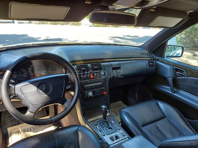 Mercedes E 280 1998, 232,000 km - 2.8 l - Sumqayıt