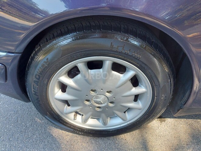 Mercedes E 280 1998, 232,000 km - 2.8 l - Sumqayıt