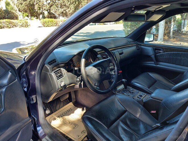 Mercedes E 280 1998, 232,000 km - 2.8 l - Sumqayıt