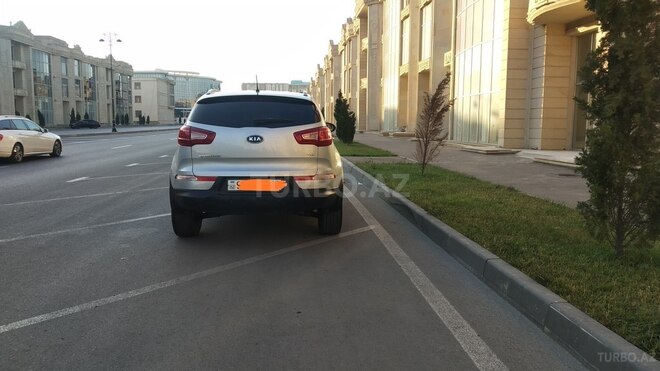 Kia Sportage 2011, 132,504 km - 2.0 l - Bakı