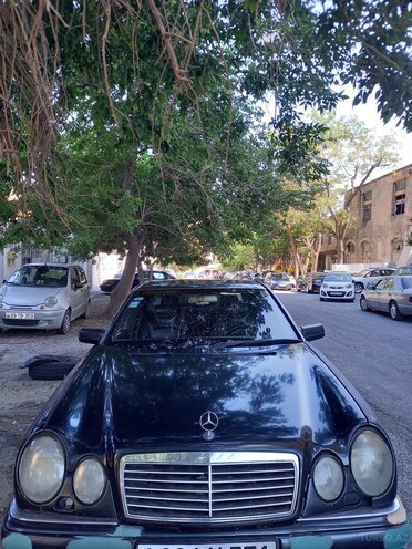 Mercedes E 280 1996, 407,333 km - 2.8 l - Bakı