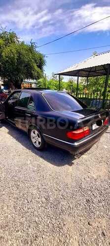 Mercedes E 240 1998, 406,889 km - 2.3 l - Qəbələ
