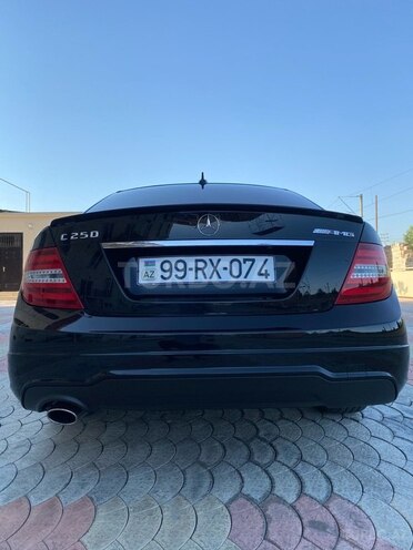 Mercedes C 250 2014, 135,000 km - 1.8 l - Şirvan