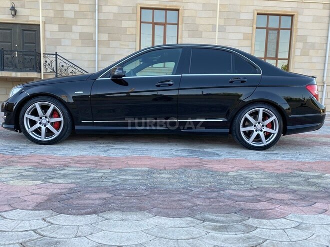 Mercedes C 250 2014, 135,000 km - 1.8 l - Şirvan