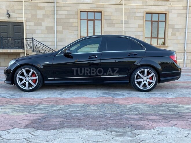 Mercedes C 250 2014, 135,000 km - 1.8 l - Şirvan