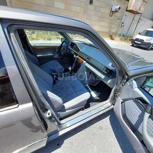 Mercedes E 230 1991, 267,000 km - 2.3 l - Bakı
