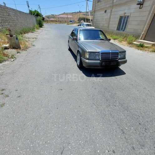 Mercedes E 230 1991, 267,000 km - 2.3 l - Bakı