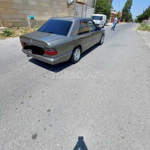 Mercedes E 230 1991, 267,000 km - 2.3 l - Bakı