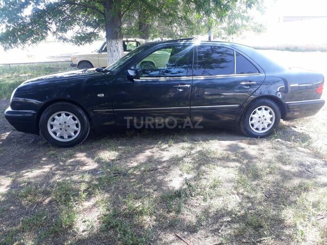 Mercedes E 200 1998, 335,000 km - 2.0 l - Gəncə