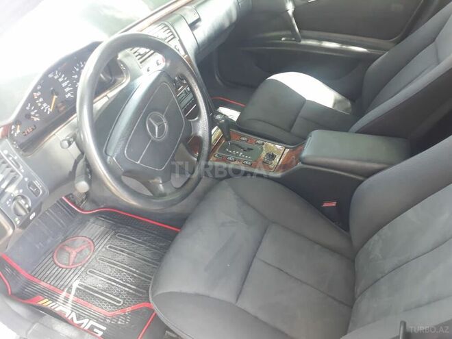 Mercedes E 200 1998, 335,000 km - 2.0 l - Gəncə