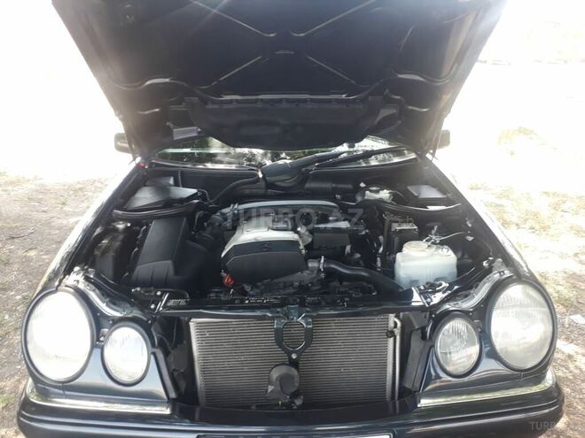 Mercedes E 200 1998, 335,000 km - 2.0 l - Gəncə