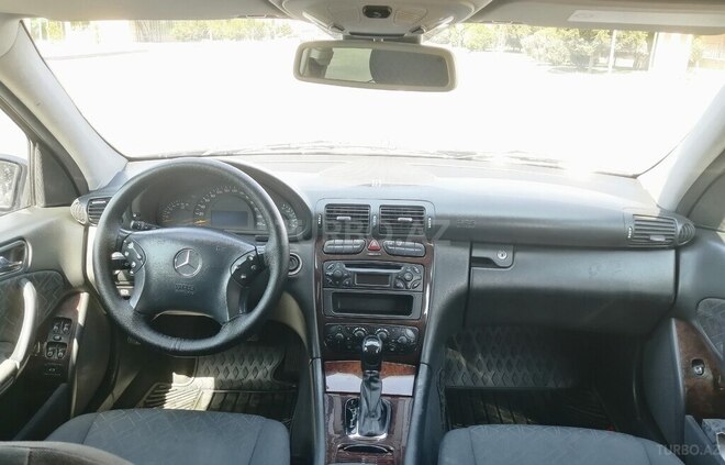Mercedes C 240 2000, 402,900 km - 2.6 л - Bakı